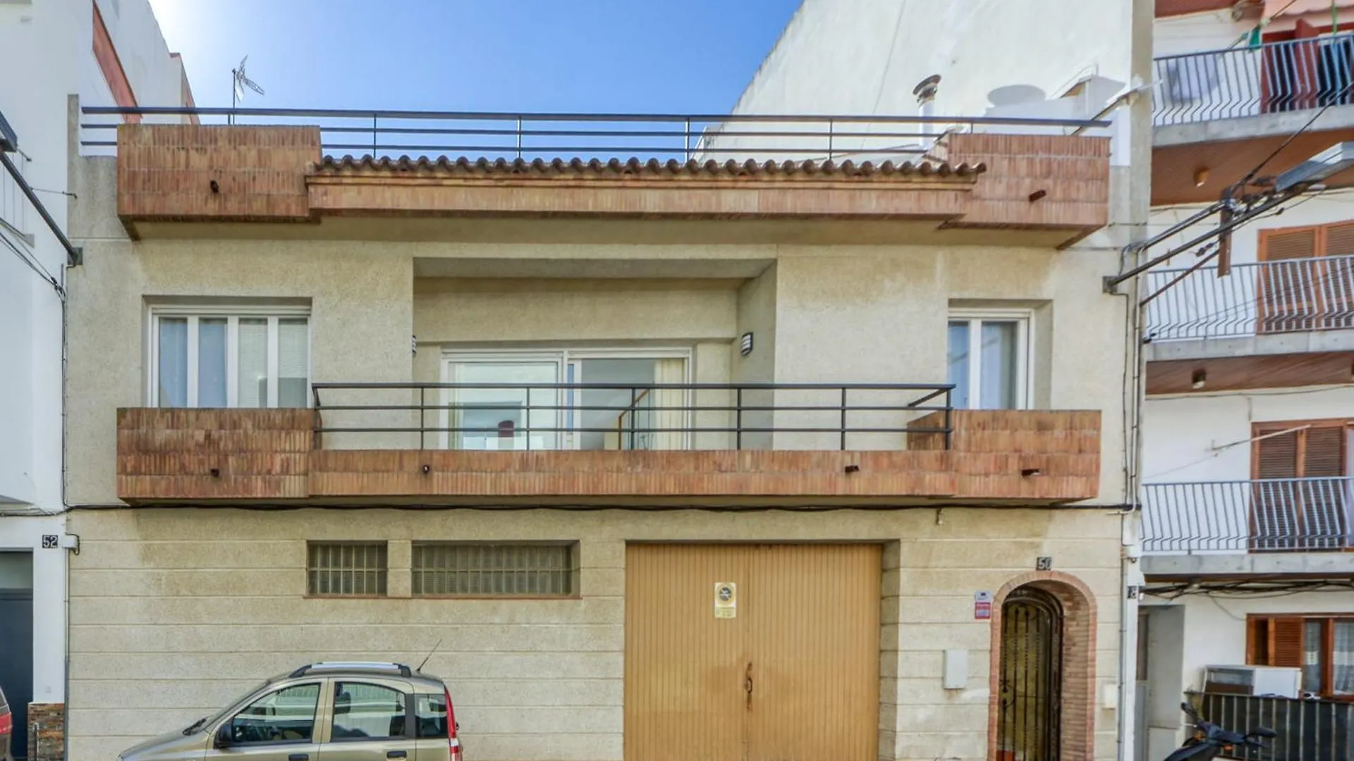 Great Apartment With View Roses